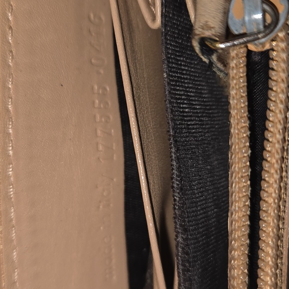 YSL Delle De Jour Black Patent Leather Wallet - Picture 3 of 10